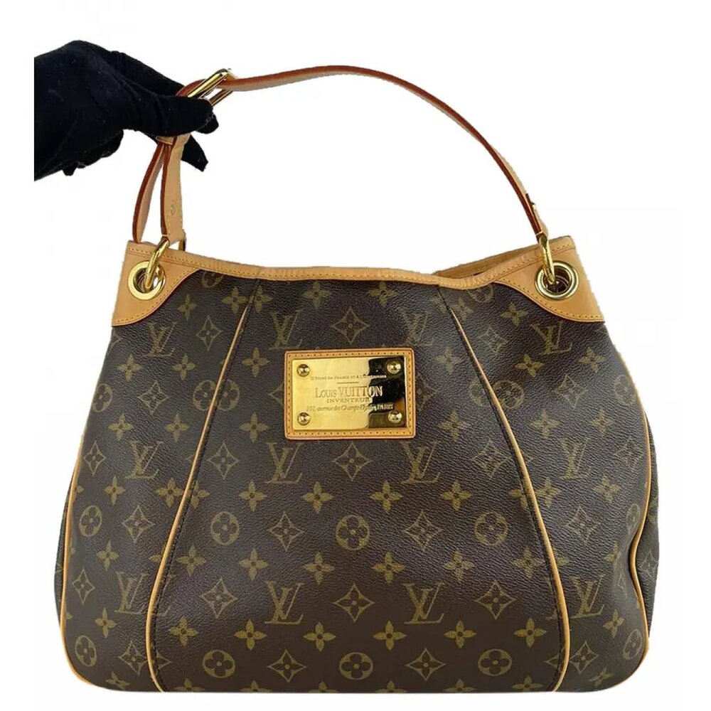 Guaranteed Authentic Louis Vuitton Galliera PM Monogram Canvas Shoulder Hobo Bag